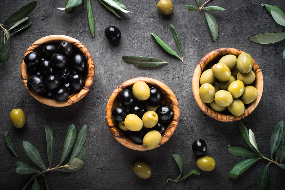 Can Dogs Eat Olives?